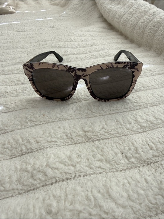 Gucci Accessories - AUTHENTIC Gucci Sunglasses